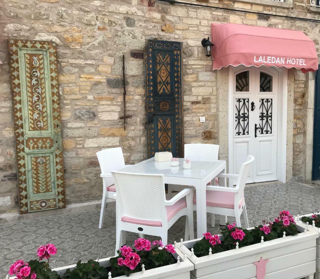 ラルダン ブティック ホテル Çeşme エクステリア 写真